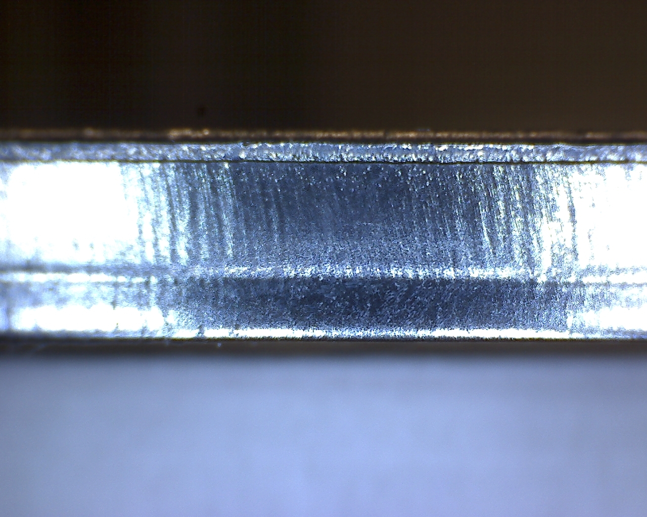 Hier ein Schnittbild von 5mm Stahl mit Sauerstoff geschnitten Hier ein Schnittbild von 5mm Stahl mit Sauerstoff geschnitten