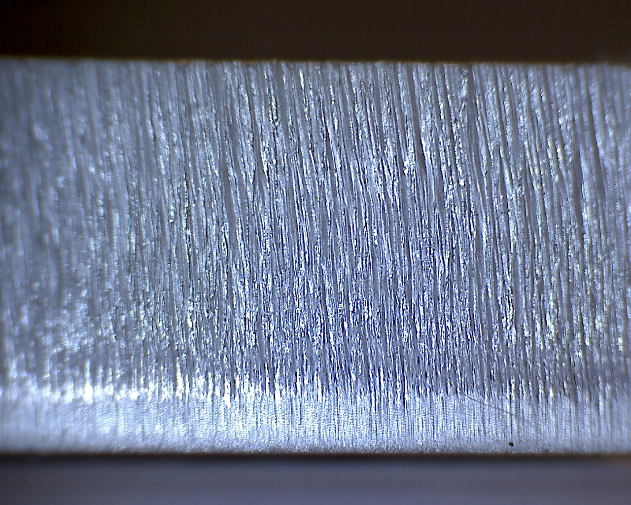 Hier ein Schnittbild von 12mm Alu mit Stickstoff geschnitten Hier ein Schnittbild von 12mm Alu mit Stickstoff geschnitten